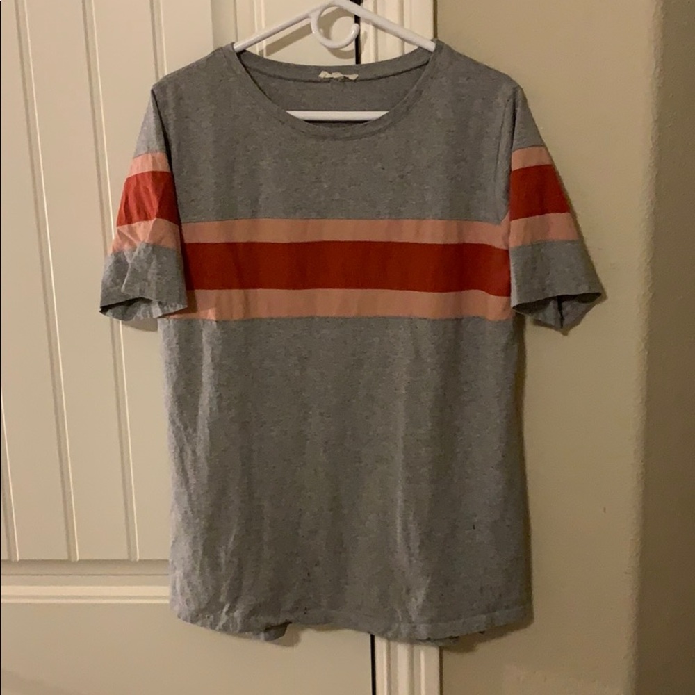 Easel Women’s T-Shirt Top